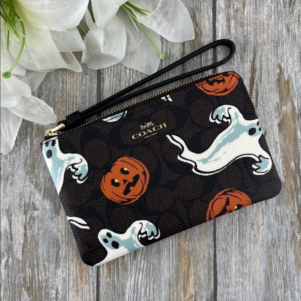 Coach Corner Zip Wristlet In Halloween Print Bag